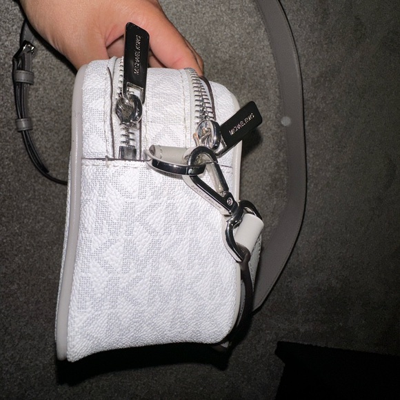 MK Michael Kors Connie Small Camera Bag - Picture 7 of 11